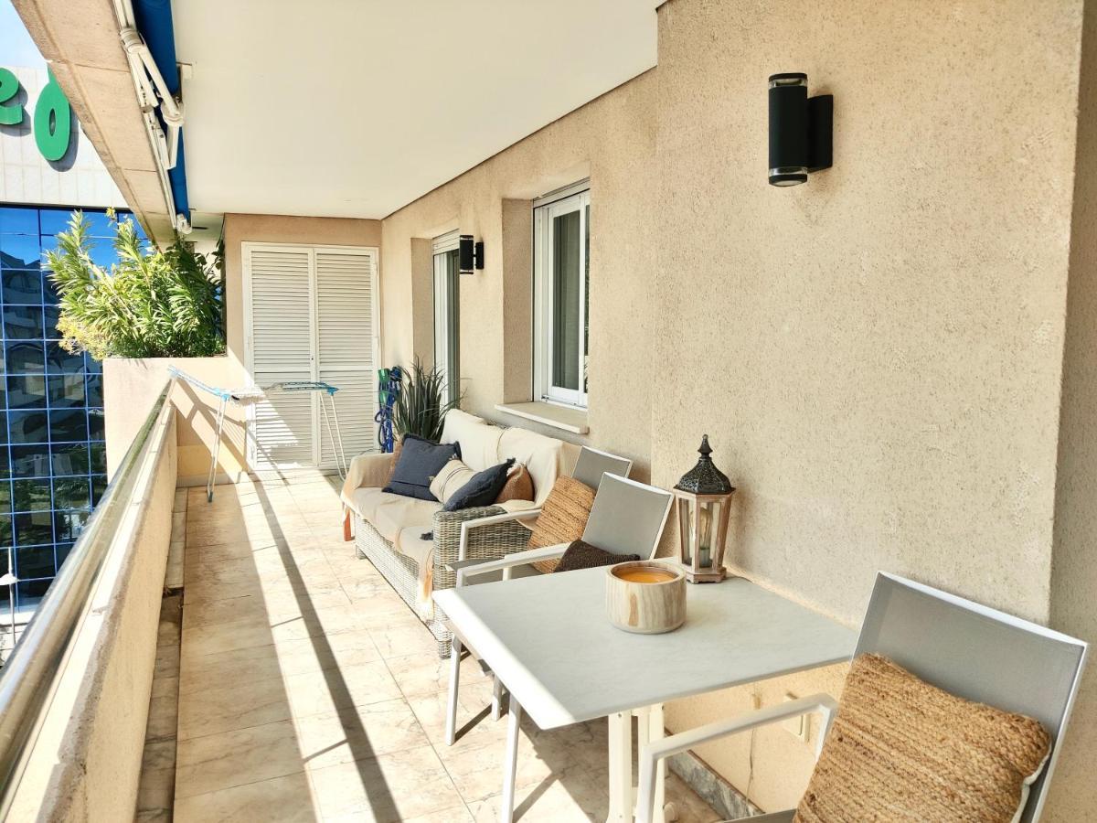 Exclusive Puerto Banus Beach Apartment Free Parking Wifi & Swimming Pool 马尔韦利亚 外观 照片