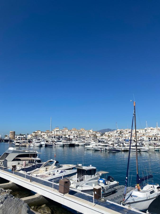 Exclusive Puerto Banus Beach Apartment Free Parking Wifi & Swimming Pool 马尔韦利亚 外观 照片